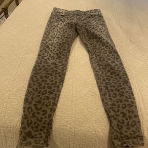 J Brand onyx leopard super skinny jeans sz 27